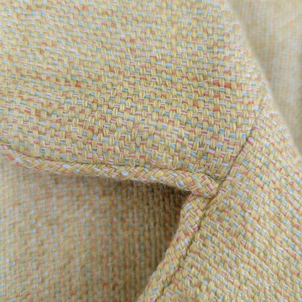 Blazer - Picture 2 of 7